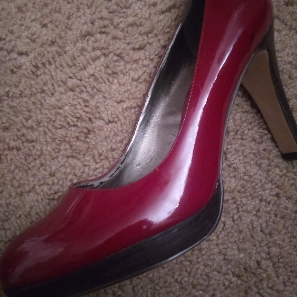 Pumps - Picture 3 of 5